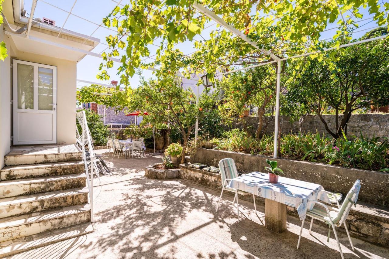 Apartments Lidija Затон Экстерьер фото